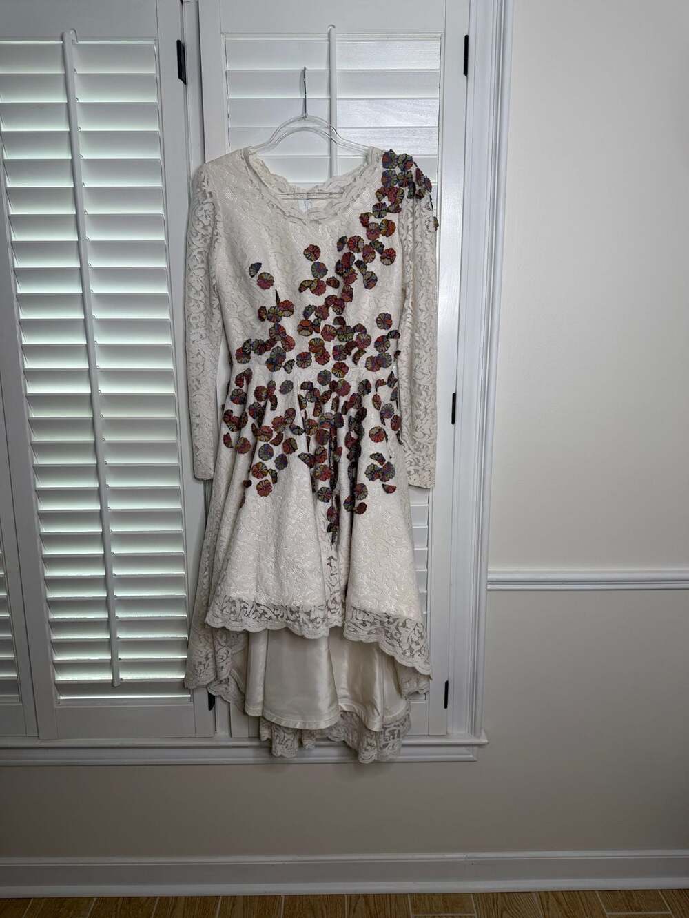 Riva Juarez  White Lace Floral Applique High-Low Long Sleeve Dress